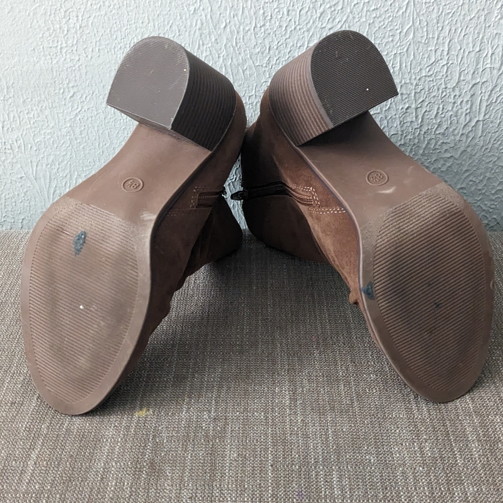 Universal Thread Block Heel Boots - Picture 8 of 9